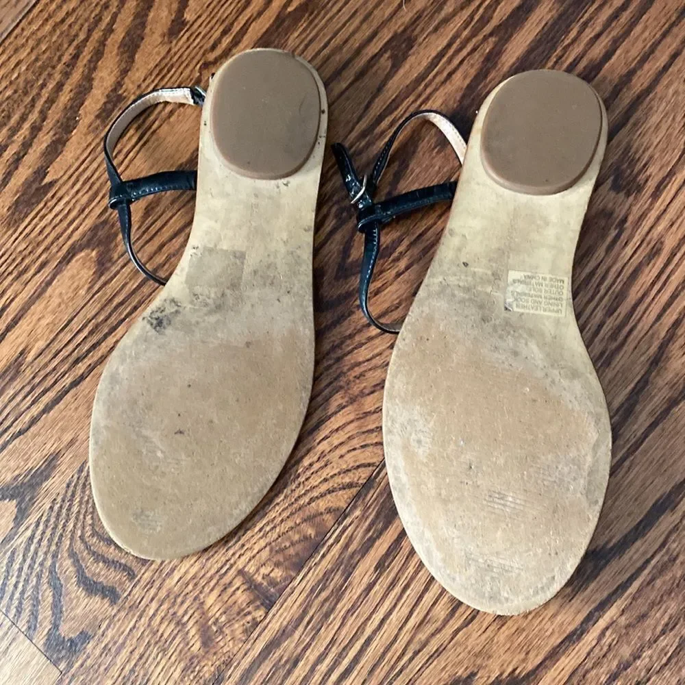 Banana Republic Women’s 6.5 Flat Sandal Chain Link Strap - Picture 4 of 5